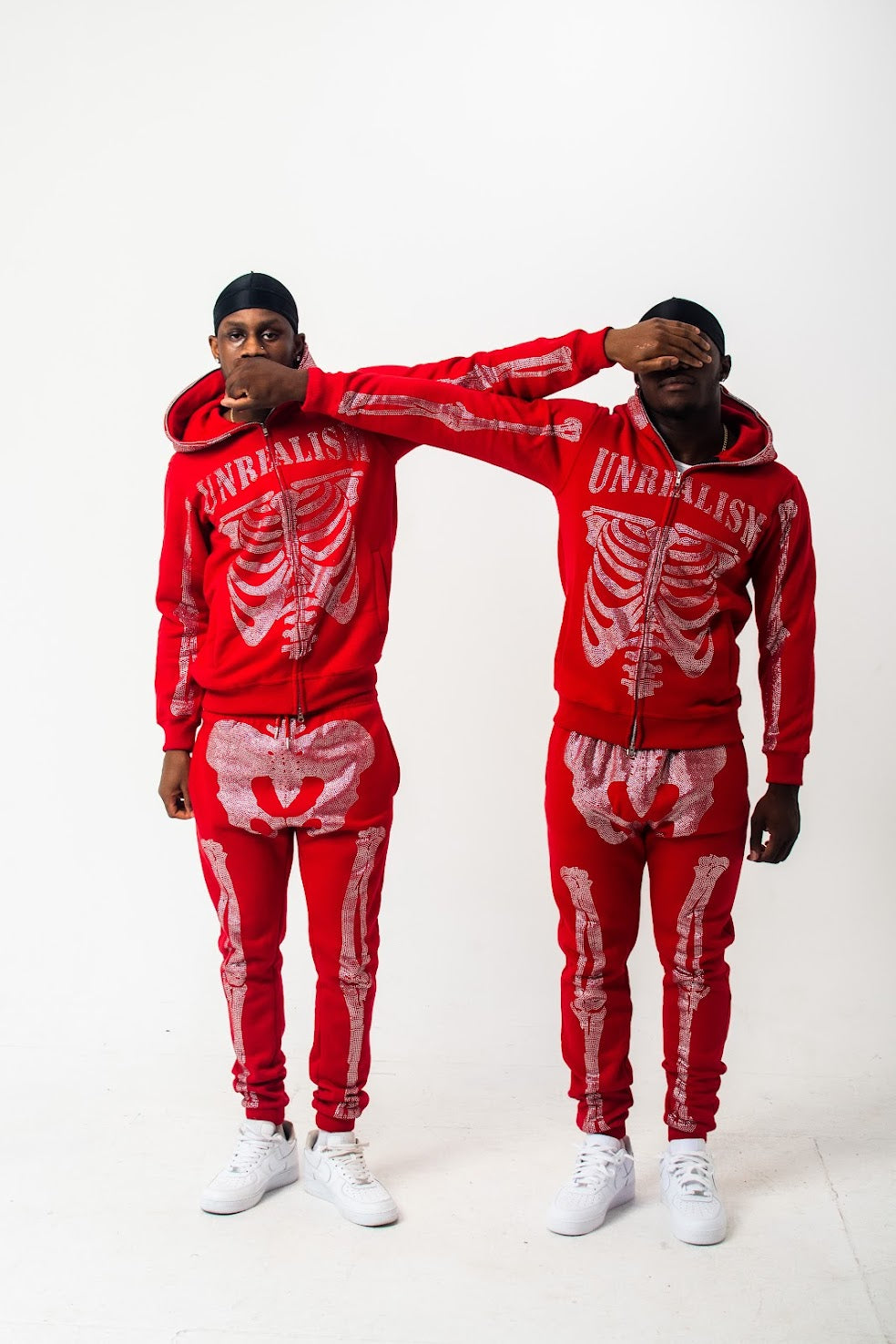 "UNREALISM"  SKELETON FULL SWEAT SUIT (Unisex)